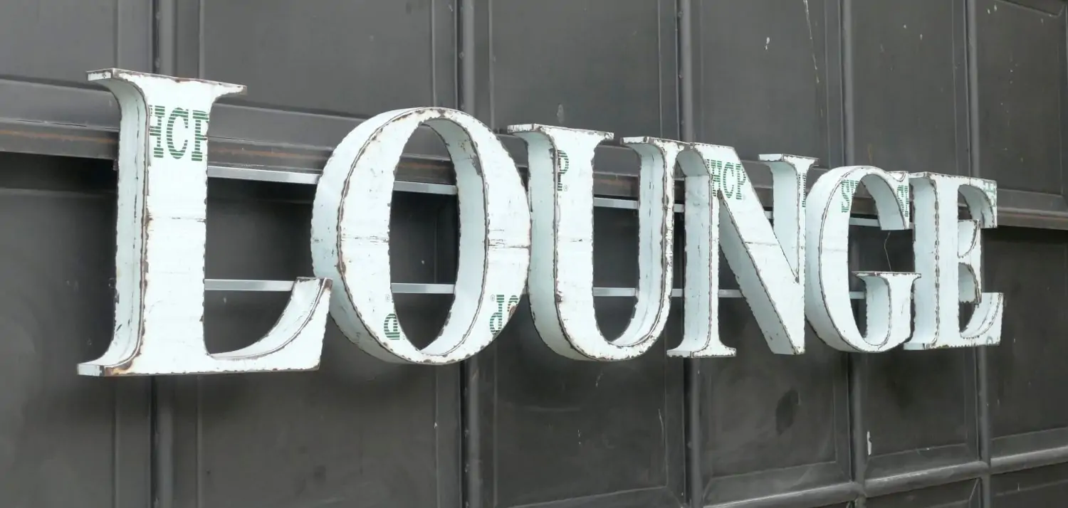  Product image 3 of the product “Capital Letters - LOUNGE on metal frame Height about 50cm. white color letter. ”